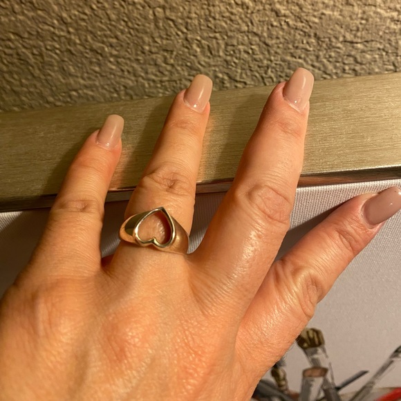 Sterling silver heart ring - Picture 6 of 6